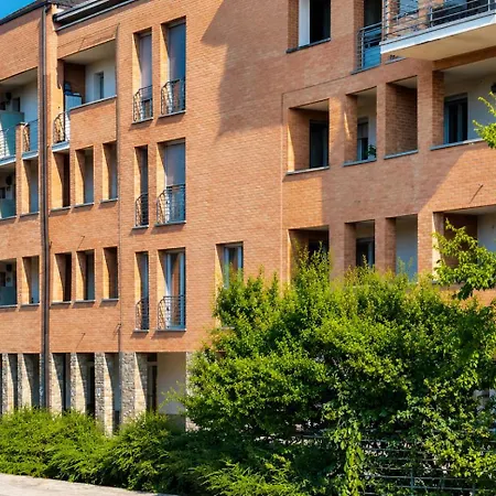 Appartamento Riverside Alba (Piedmont)